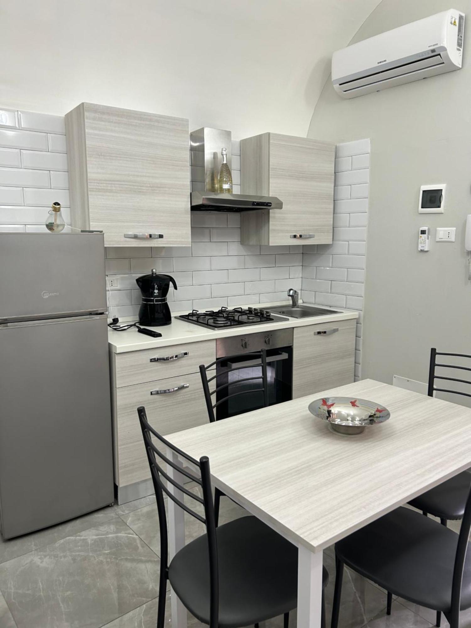 Appartamento Fanale House Aeroporto di Catania Fontana Rossa Esterno foto