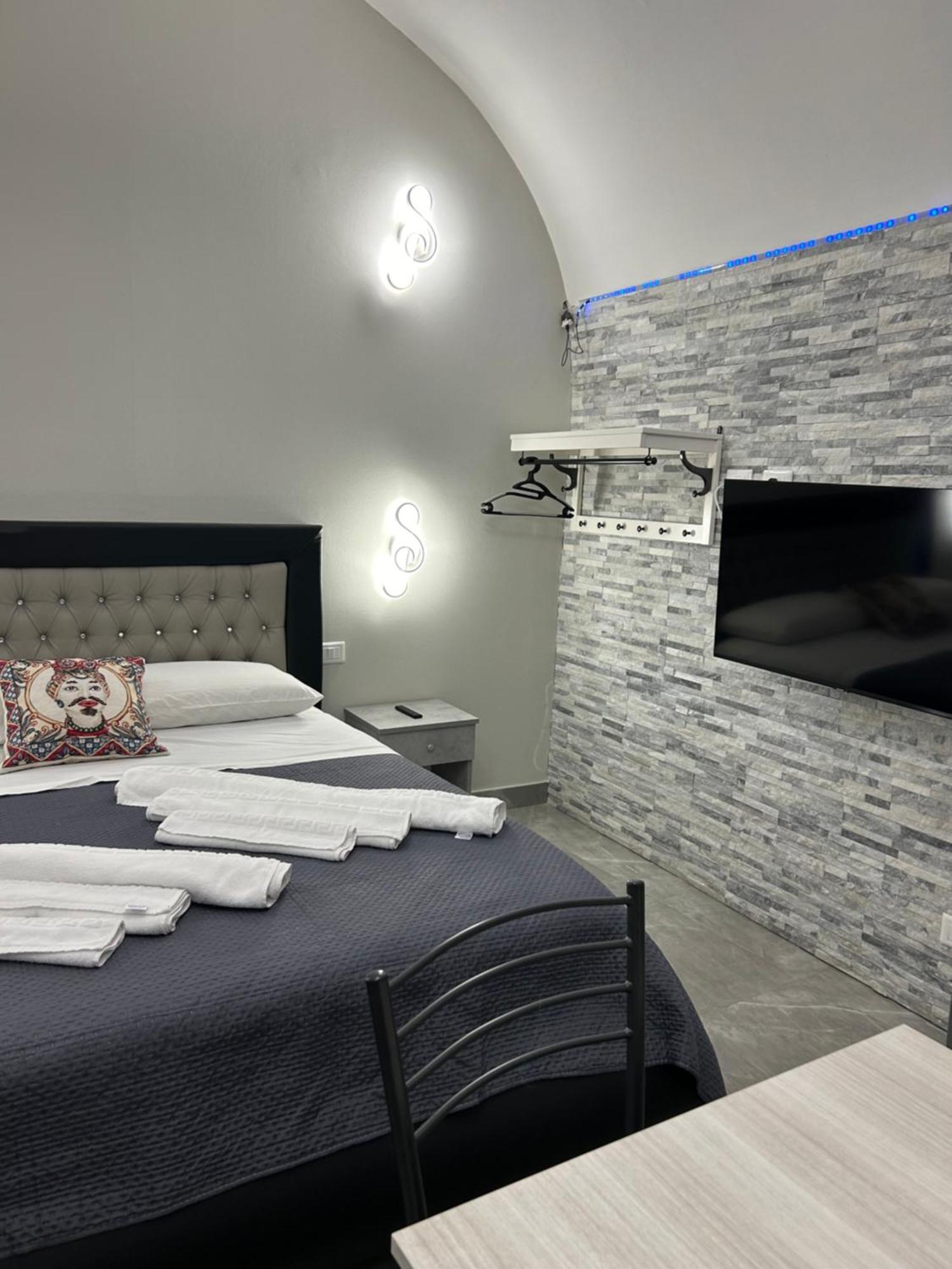 Appartamento Fanale House Aeroporto di Catania Fontana Rossa Esterno foto