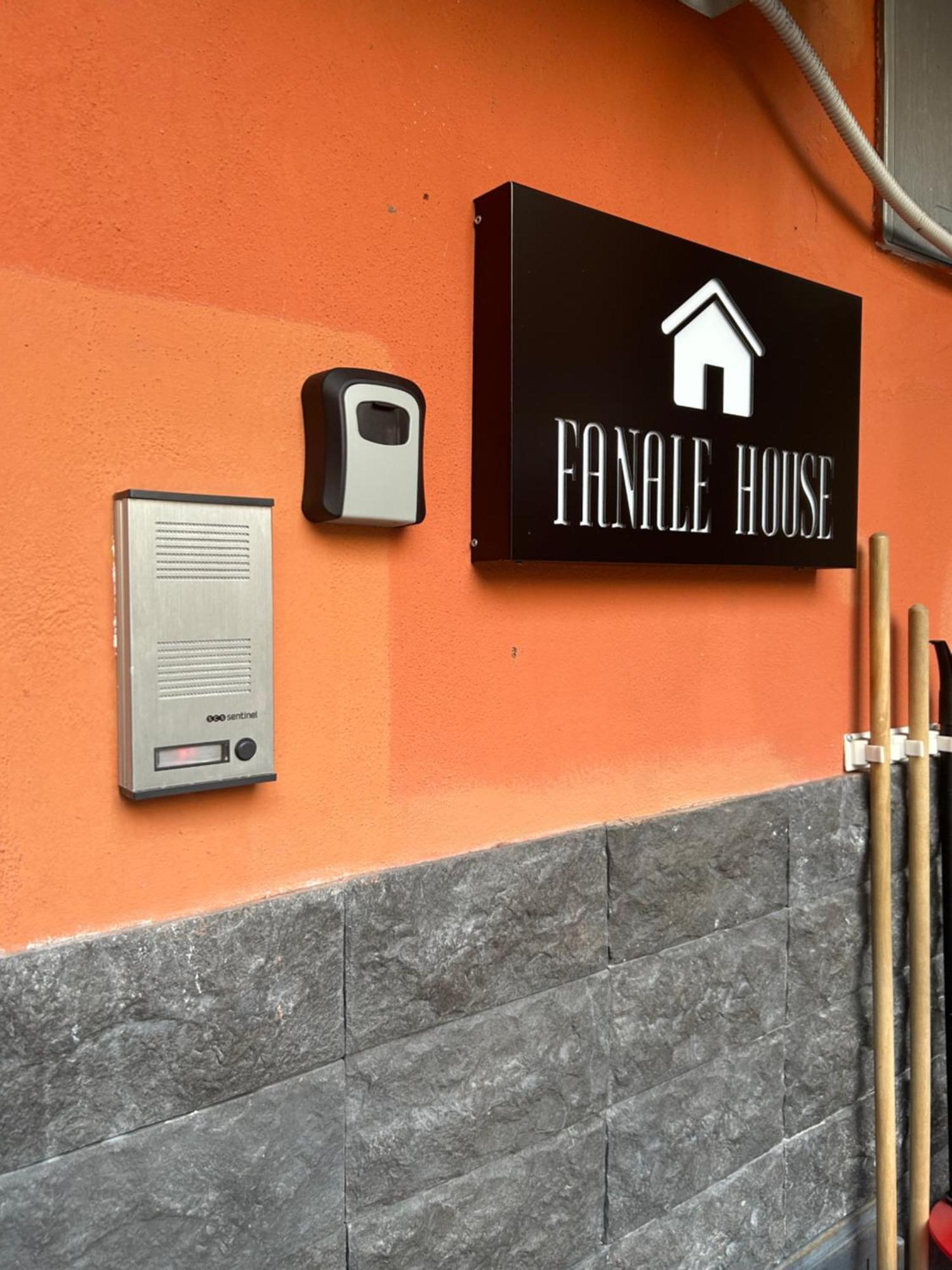 Appartamento Fanale House Aeroporto di Catania Fontana Rossa Esterno foto